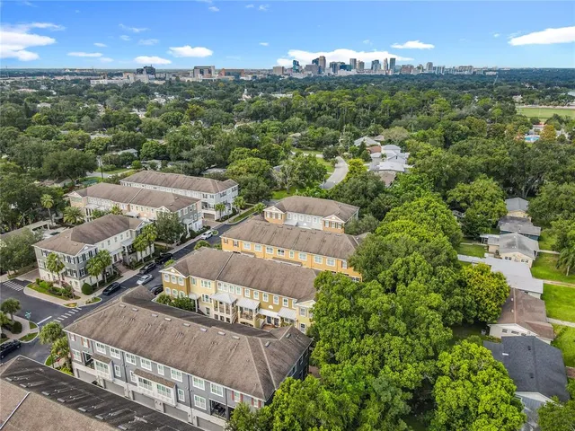 $2,995 | 561 Scotia Place, Orlando, FL 32806