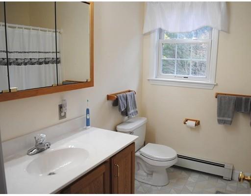 86 Colburn Road Charlton, MA 01507 - Photo 23 of 32