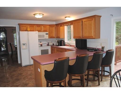 86 Colburn Road Charlton, MA 01507 - Photo 3 of 32