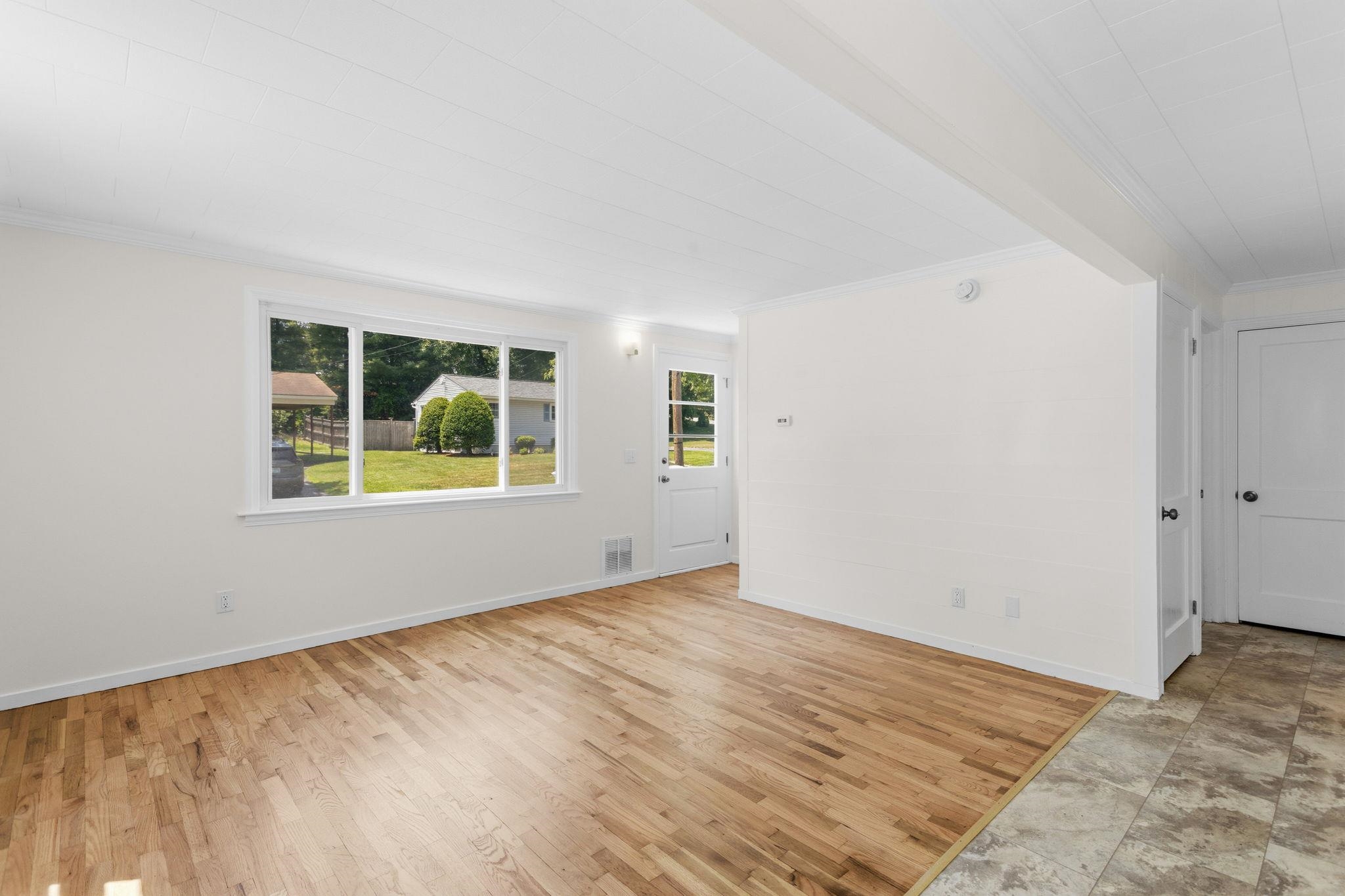 87 St Marie Street Manchester, NH 03102 - Photo 13 of 50