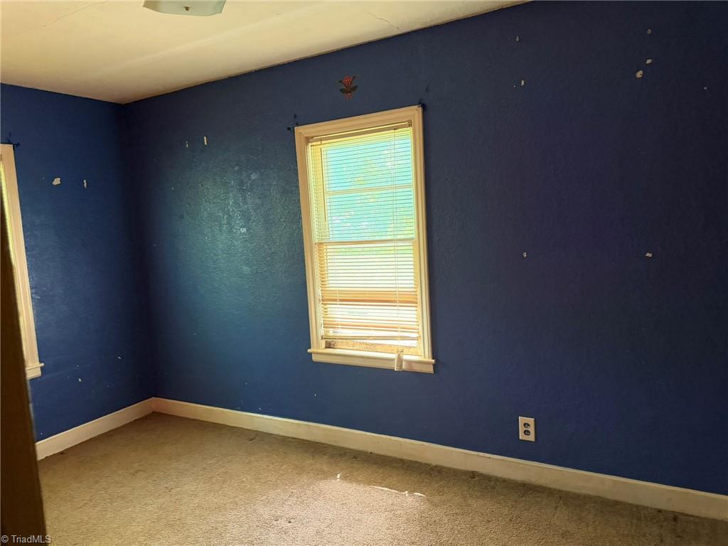 546 Sink Lake Road High Point, NC 27265 - Photo 6 of 14 546