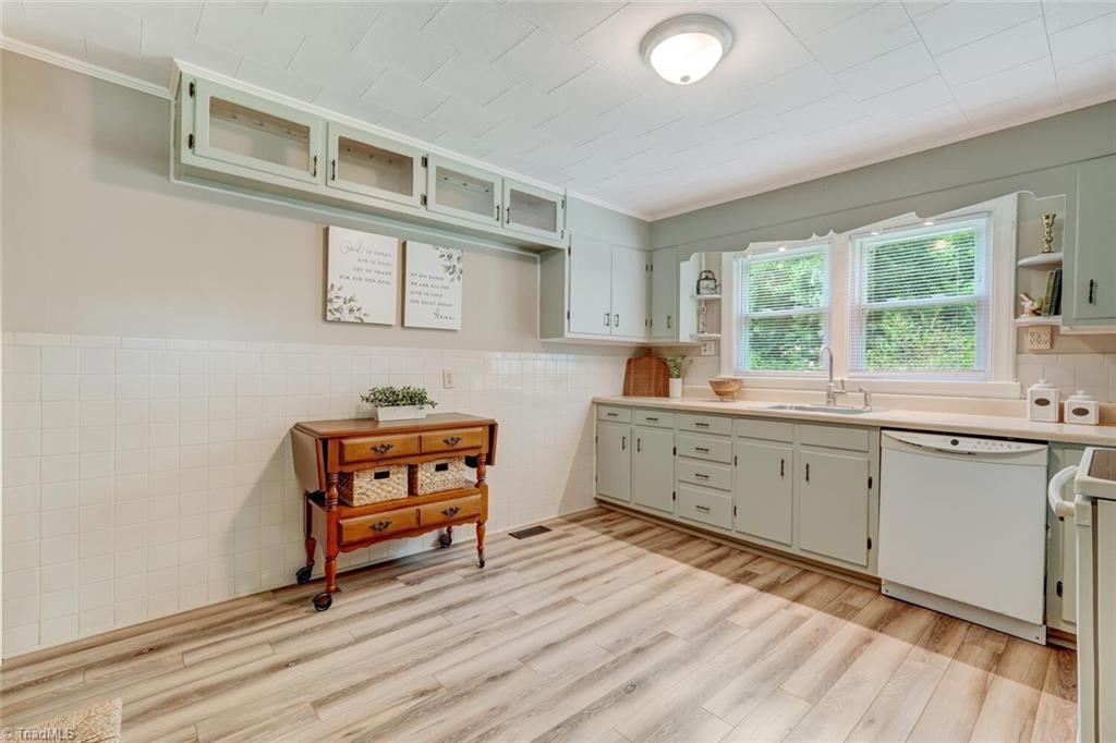 6121 Bentham Road Gibsonville, NC 27249 - Photo 12 of 44 Gallery Image 12