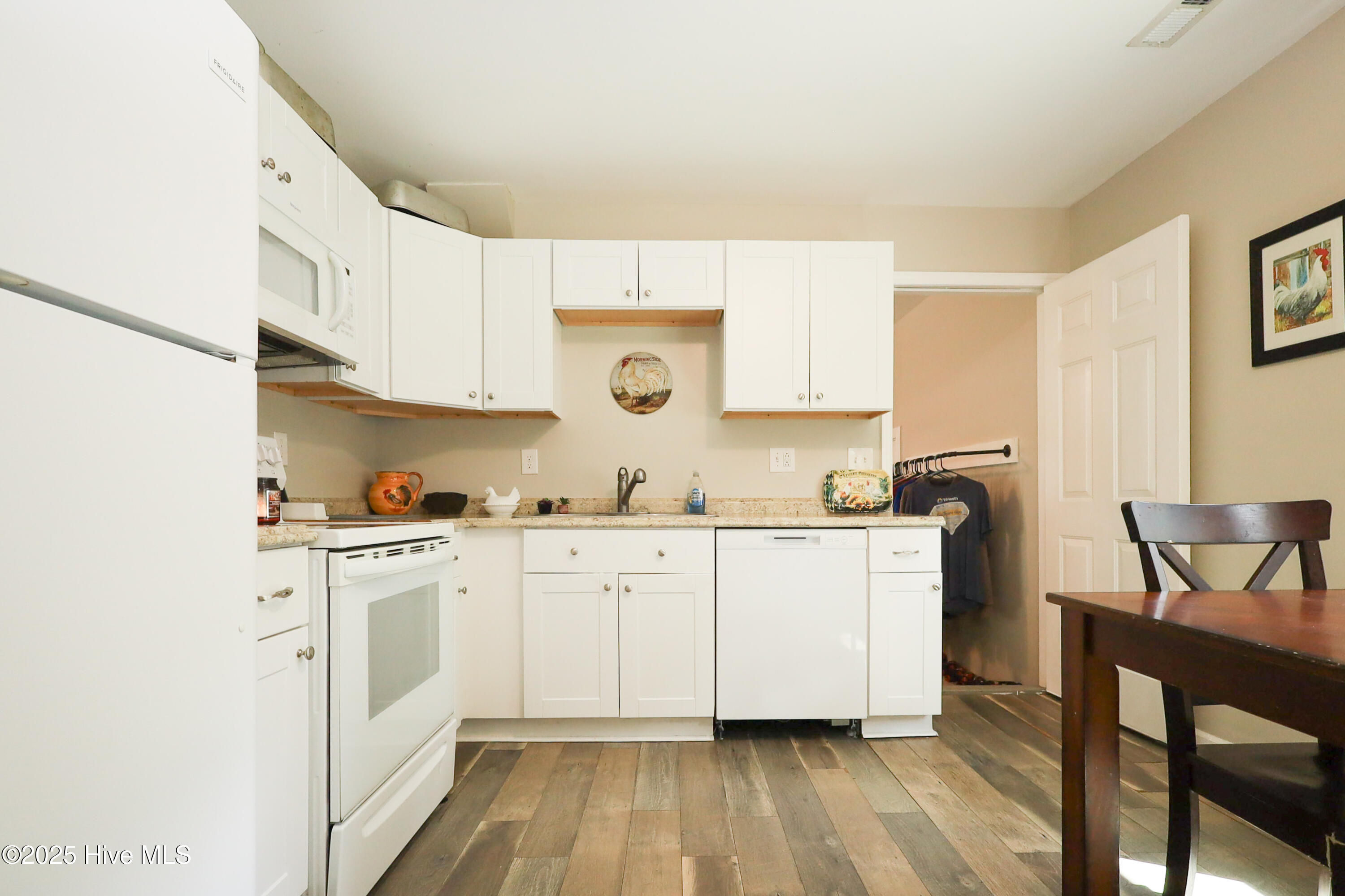 304 Sheffield Road Jacksonville, NC 28546 - Photo 22 of 35 IMG_1450