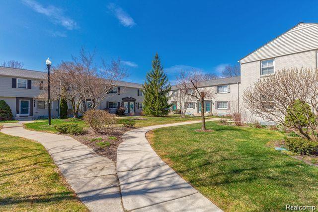 1626 Graefield Road, Unit 81 Birmingham, MI 48009 - Photo 21 of 24