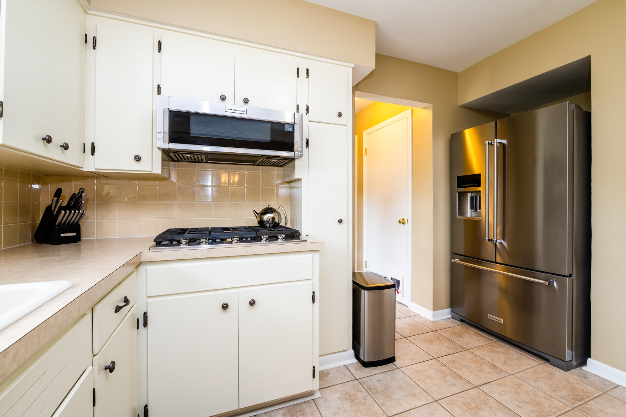 991 Wadena Road St. Joseph, MI 49085 - Photo 7 of 29 Wadena-107