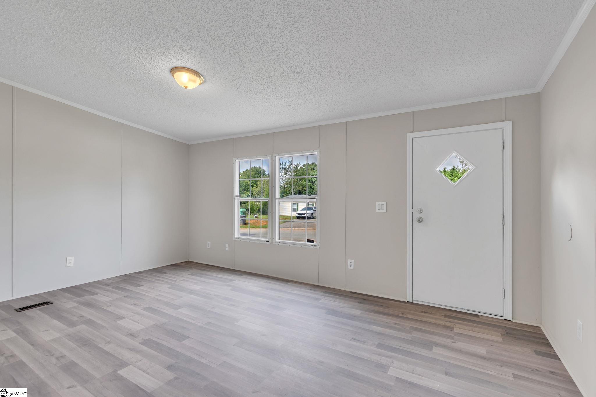 3 Riverbreeze Road Greenville, SC 29611 - Photo 2 of 25 Gallery Image 2