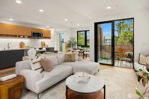 $799,000 | 204 Shepard Way Northwest, Bainbridge Island, WA 98110