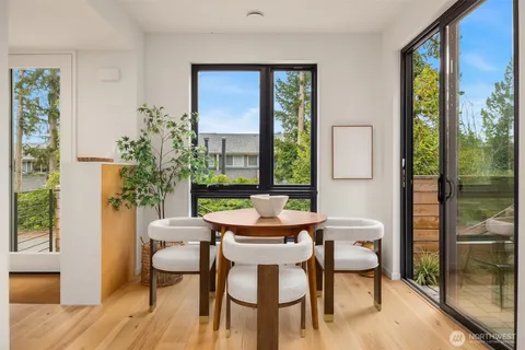 $799,000 | 204 Shepard Way Northwest, Bainbridge Island, WA 98110