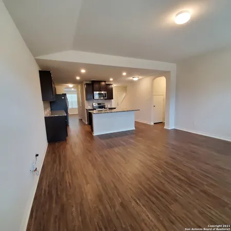 $1,925 | 8062 Halo Circle, San Antonio, TX 78252