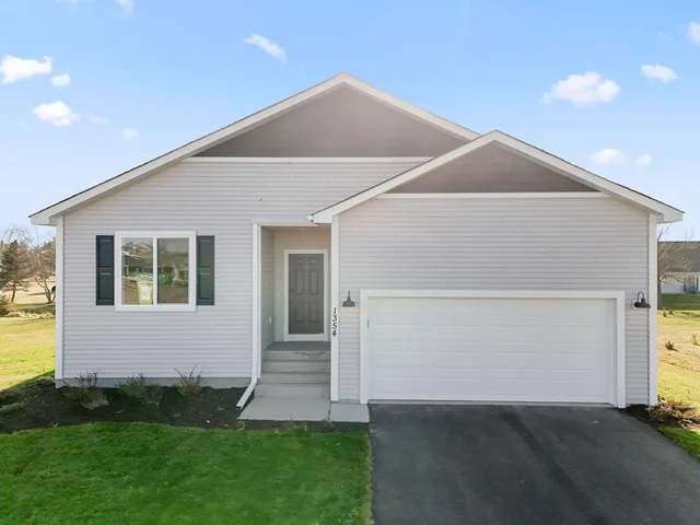 $429,900 | 1354 Wisteria Lane, New Richmond, WI 54017