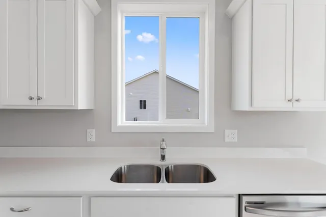 $429,900 | 1354 Wisteria Lane, New Richmond, WI 54017