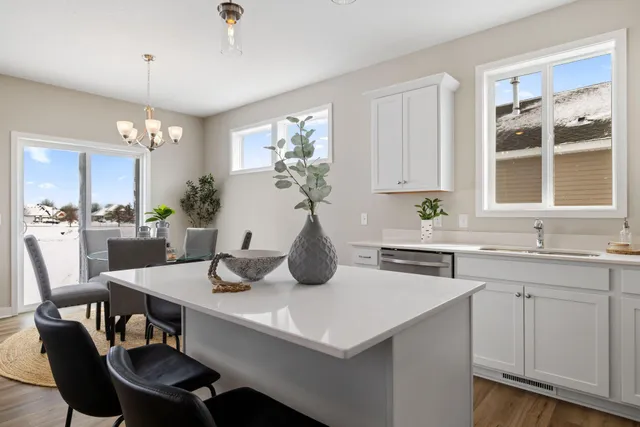 $429,900 | 1354 Wisteria Lane, New Richmond, WI 54017