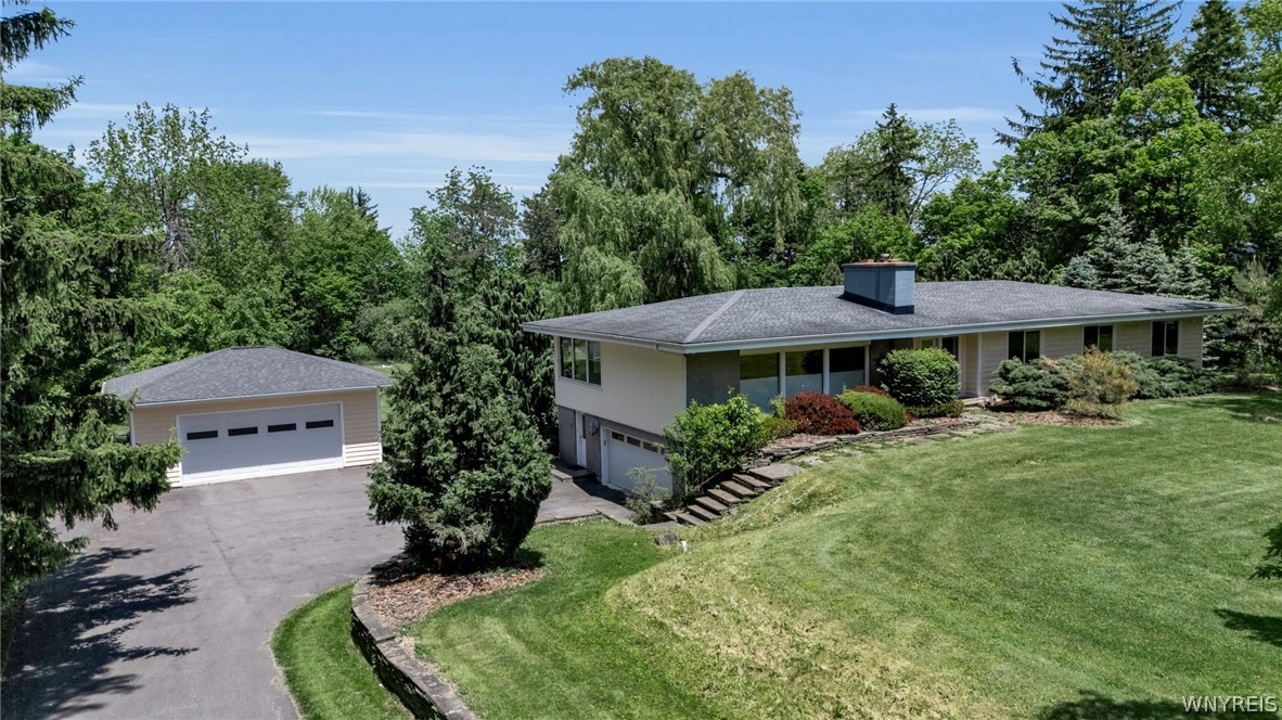 7932 Quaker Road Orchard Park, NY 14127 - Photo 4 of 49
