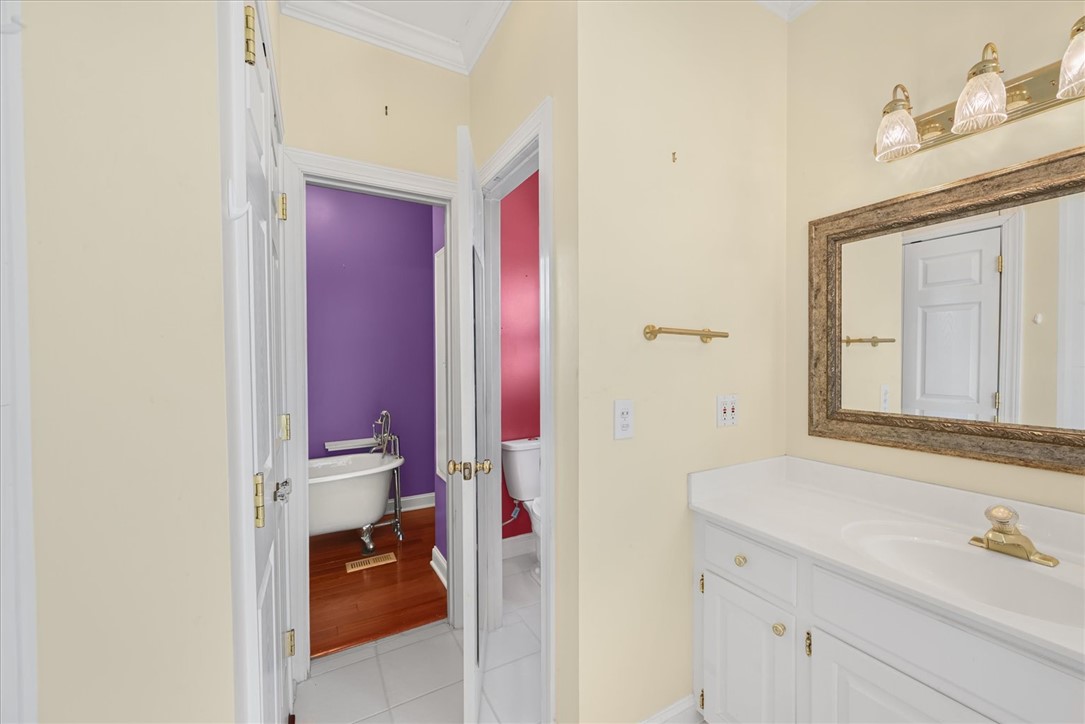 110 Waterbury Way Pendleton, SC 29670 - Photo 29 of 45 claw tub