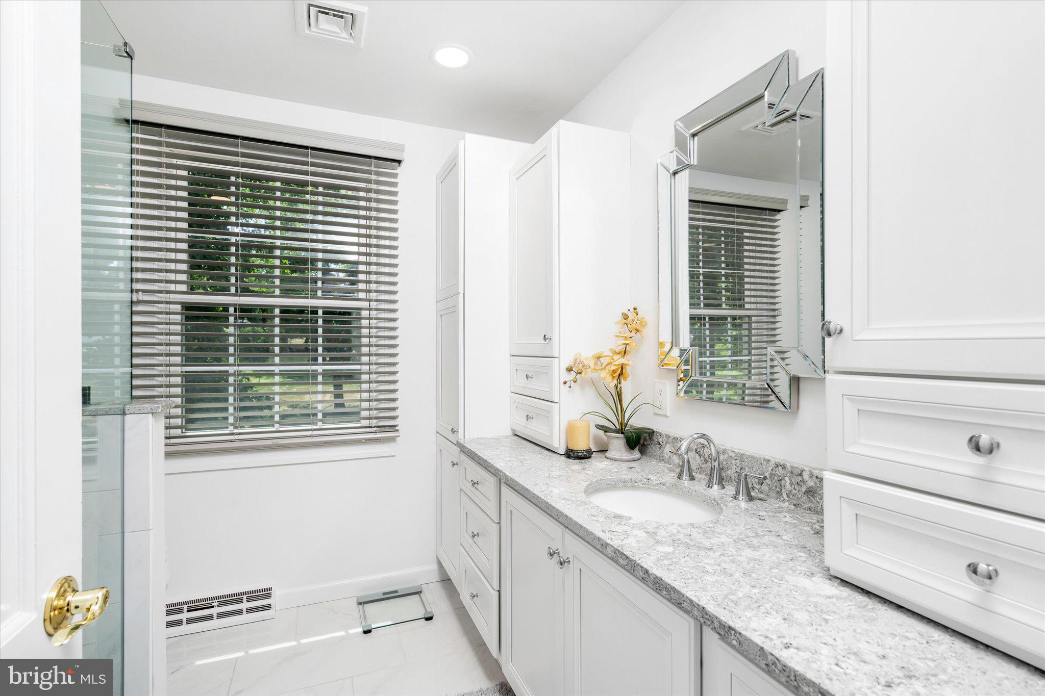 17 Forest Lane Ewing, NJ 08628 - Photo 37 of 48