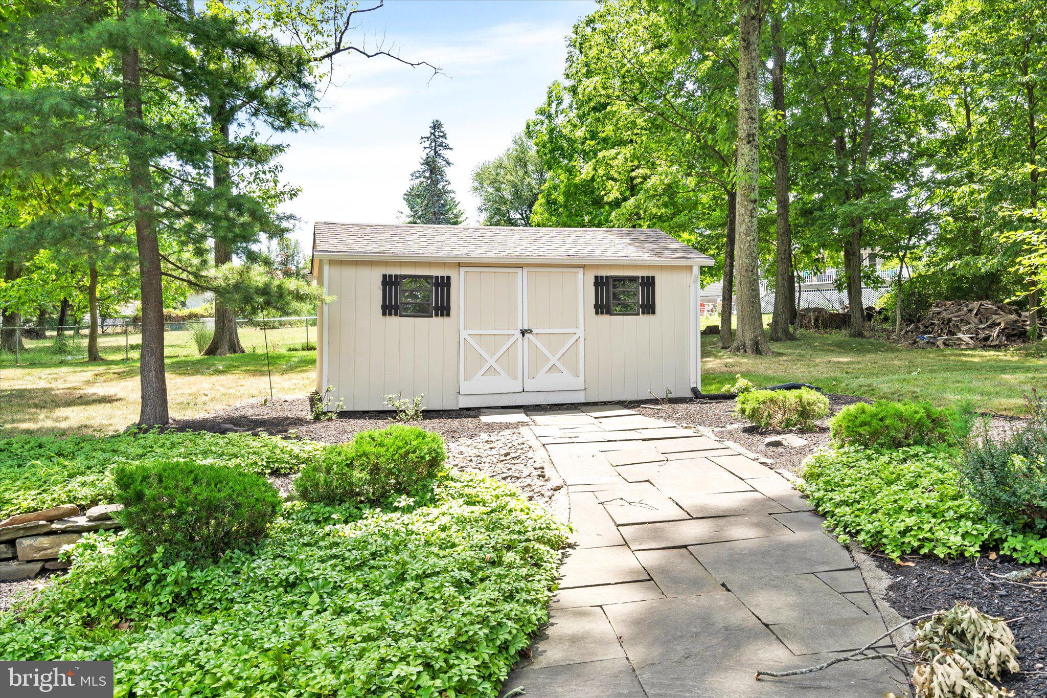 17 Forest Lane Ewing, NJ 08628 - Photo 45 of 48