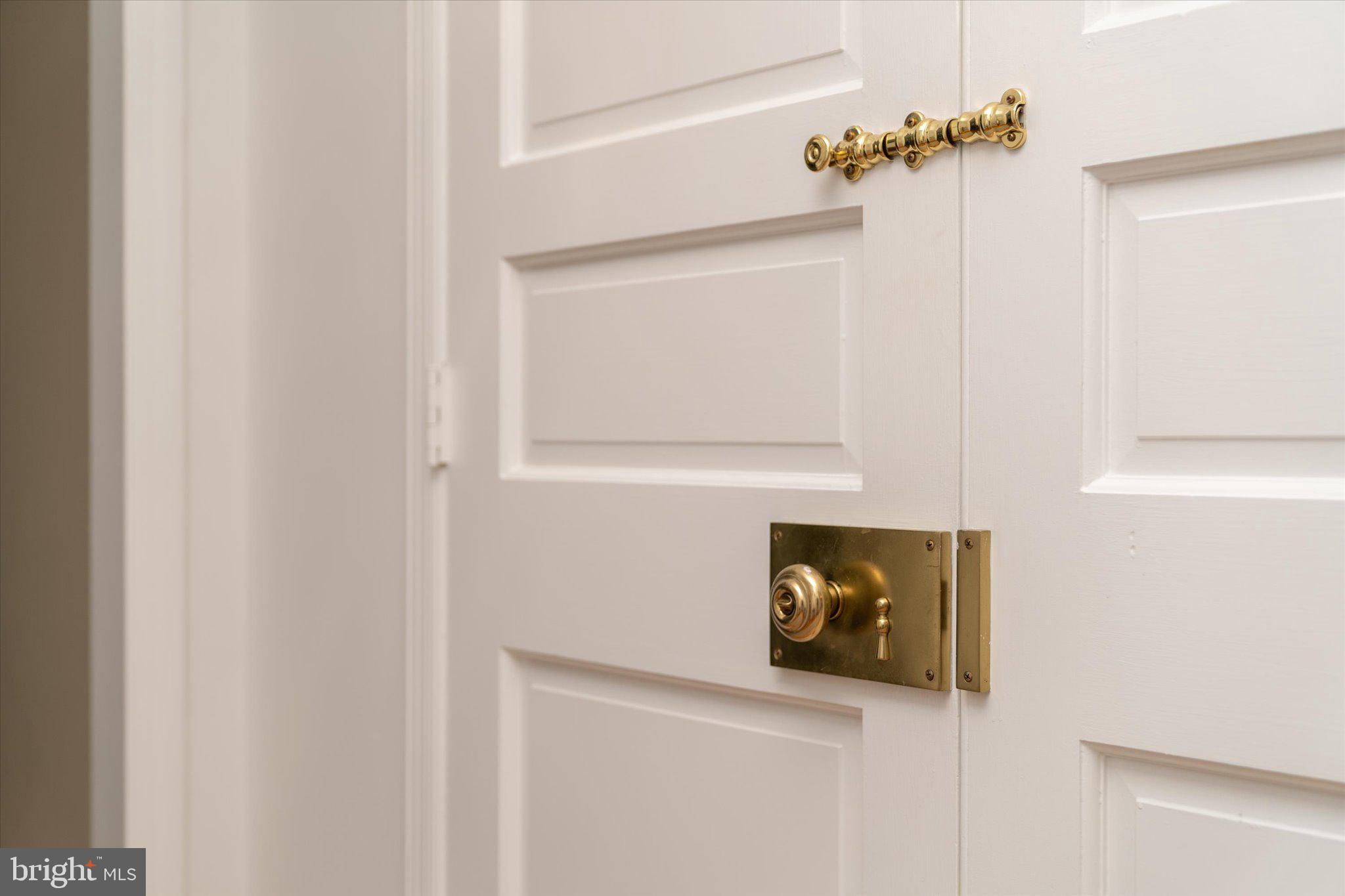 17 Forest Lane Ewing, NJ 08628 - Photo 7 of 48