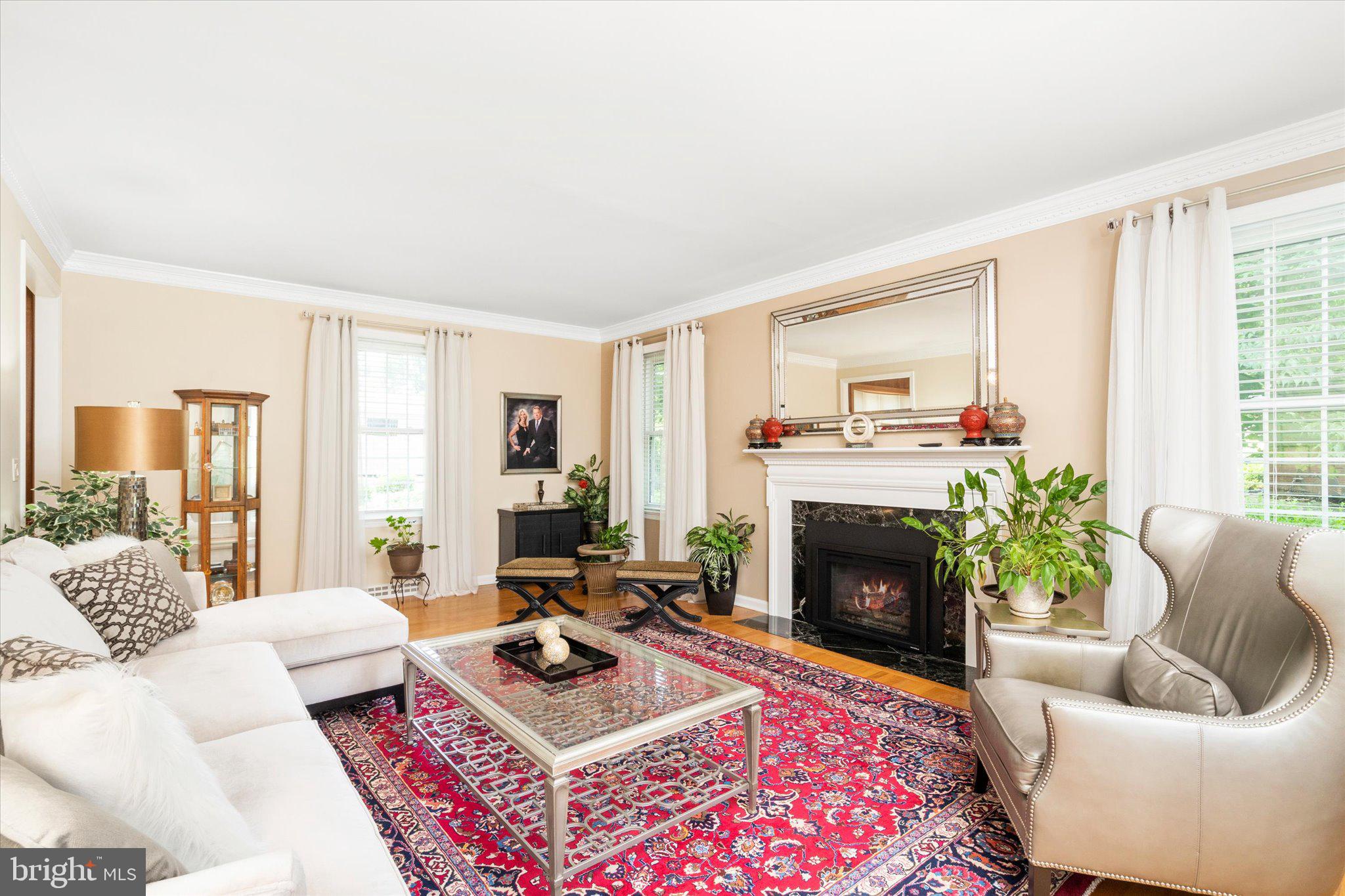 17 Forest Lane Ewing, NJ 08628 - Photo 8 of 48