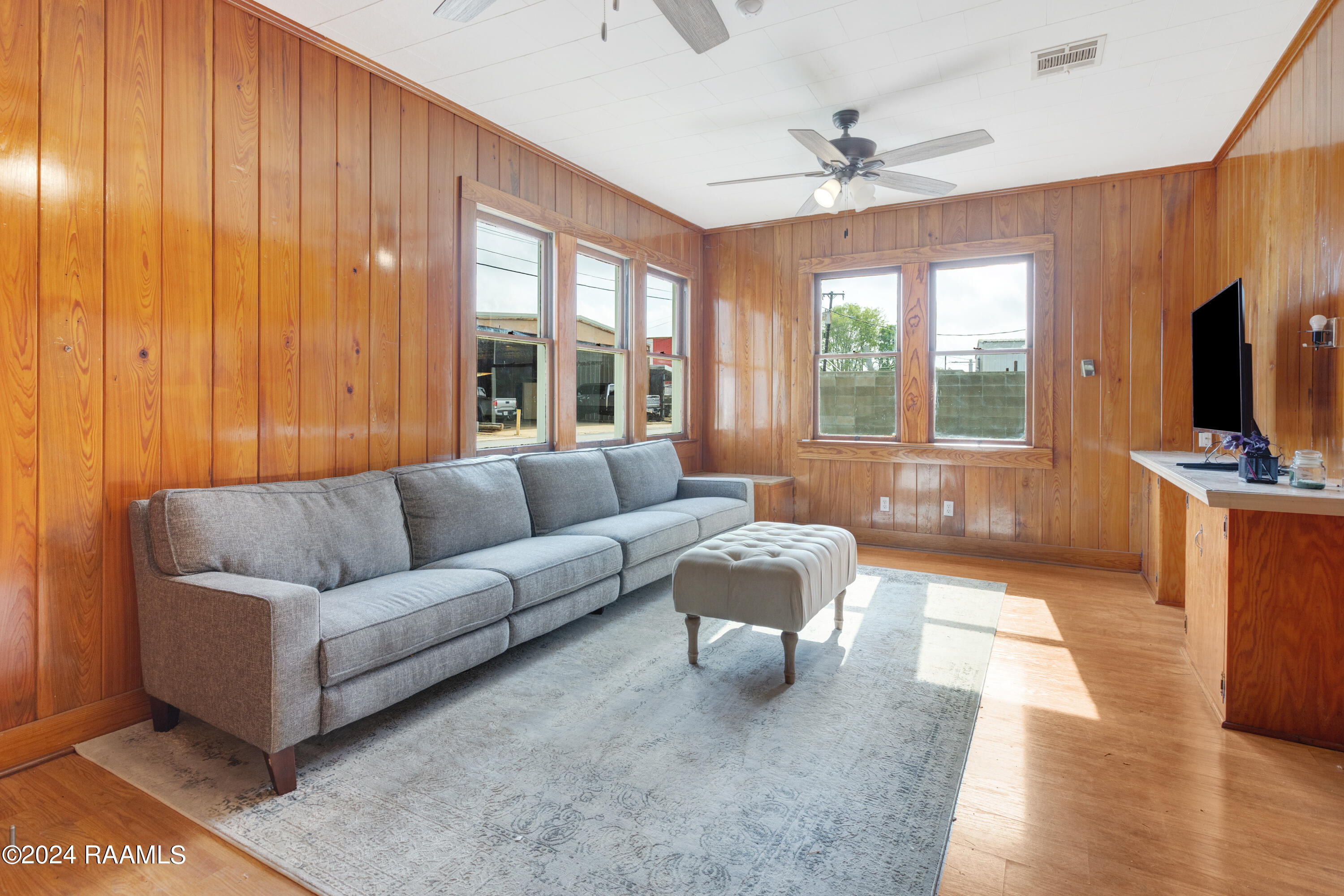 702 Cleveland Street Lafayette, LA 70501 - Photo 3 of 23 702 Cleveland-3