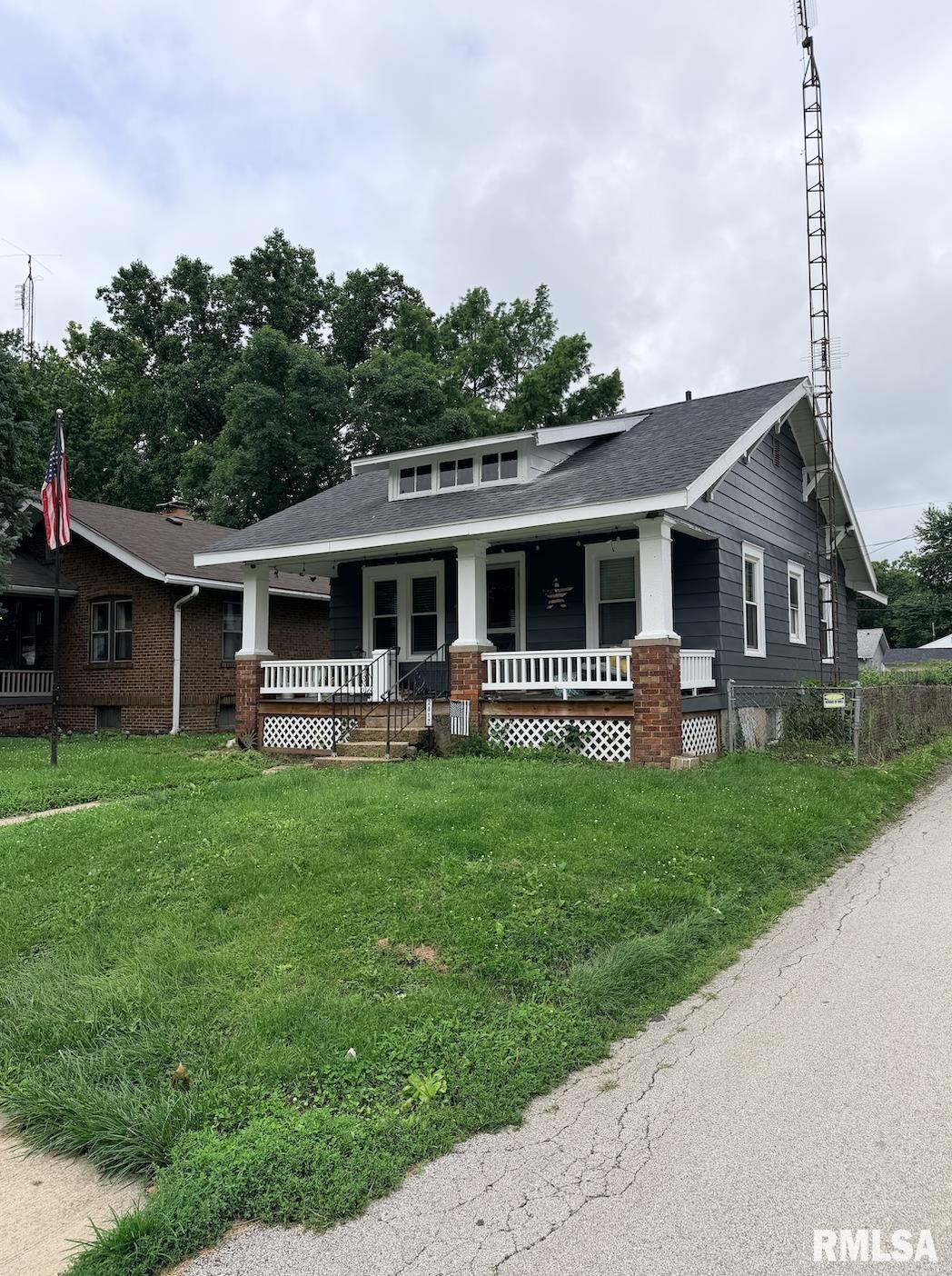 2617 Yale Boulevard Springfield, IL 62703 - Photo 2 of 2