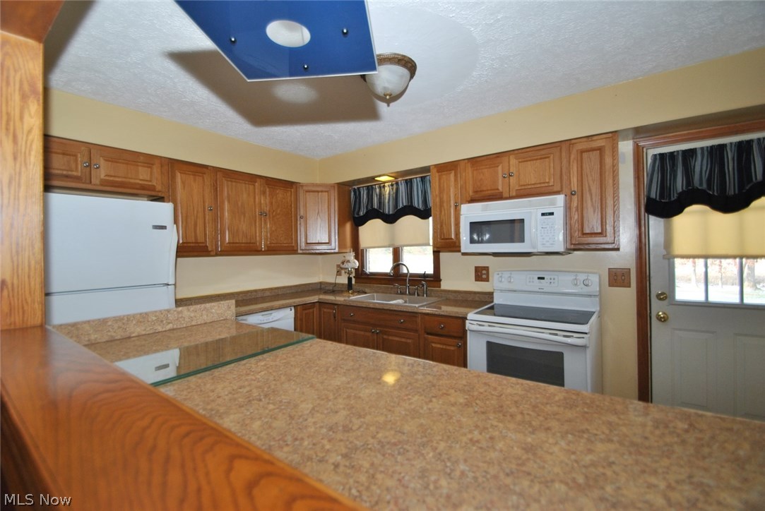 39396 Butternut Ridge Road Elyria, OH 44035 - Photo 7 of 15 Gallery Image 7