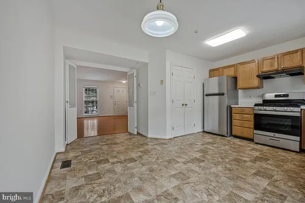 $2,400 | 8316 Widgeon Place, Laurel, MD 20724