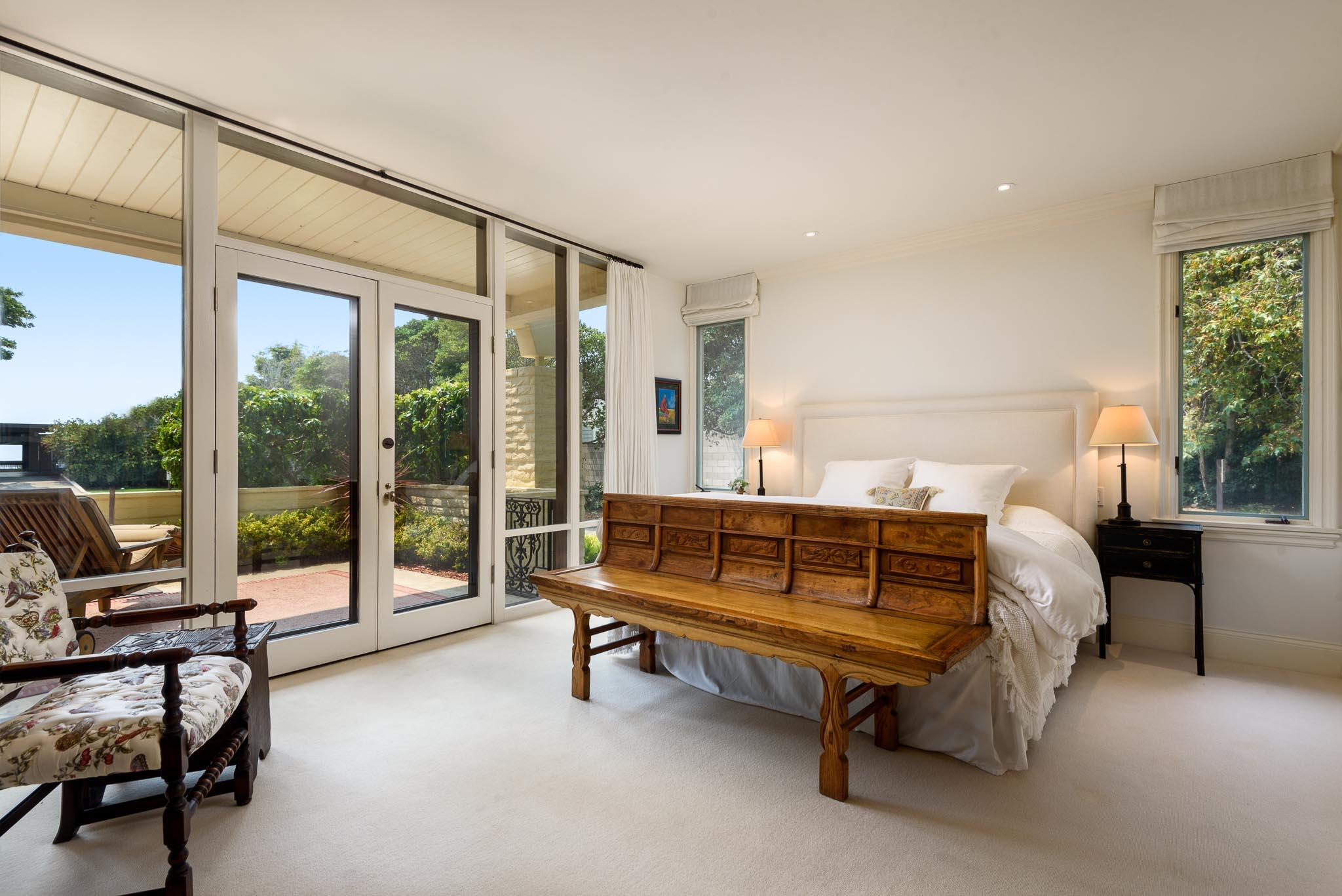 1300 Plaza Pacifica Montecito Ca Montecito, CA 93108 - Photo 17 of 31 a bed sitting in a spacious bedroom next to a window