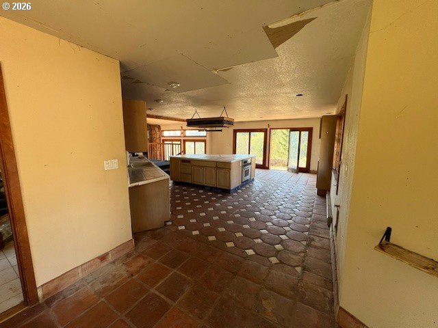 13707 Northwest Bishop Road Hillsboro, OR 97124 - Photo 23 of 45 a large bathroom with a sink a bath tub and a shower
