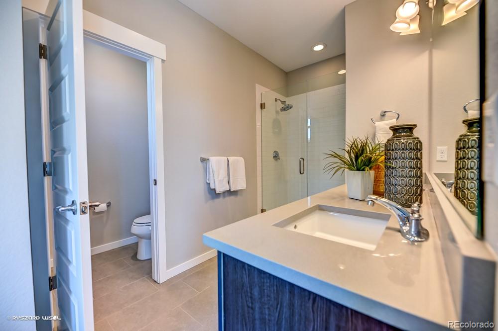 10060 Town Ridge Lane Lone Tree, CO 80124 - Photo 17 of 32