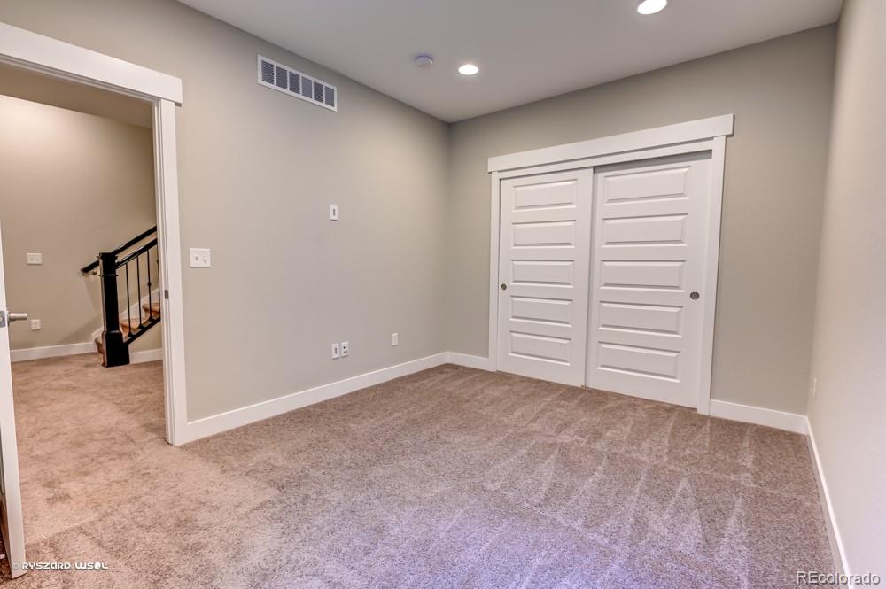 10060 Town Ridge Lane Lone Tree, CO 80124 - Photo 23 of 32