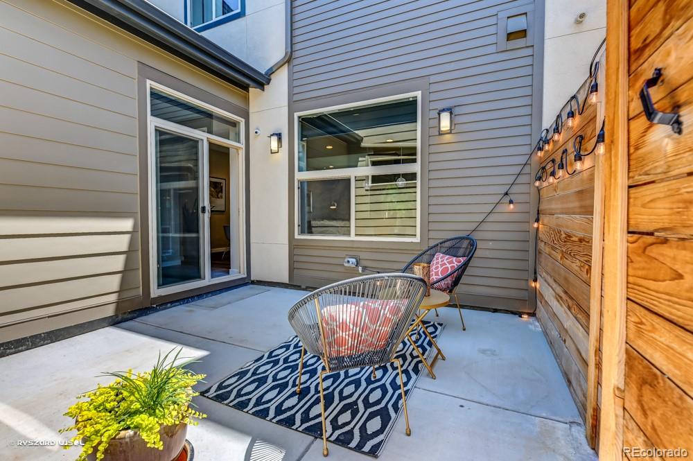 10060 Town Ridge Lane Lone Tree, CO 80124 - Photo 27 of 32