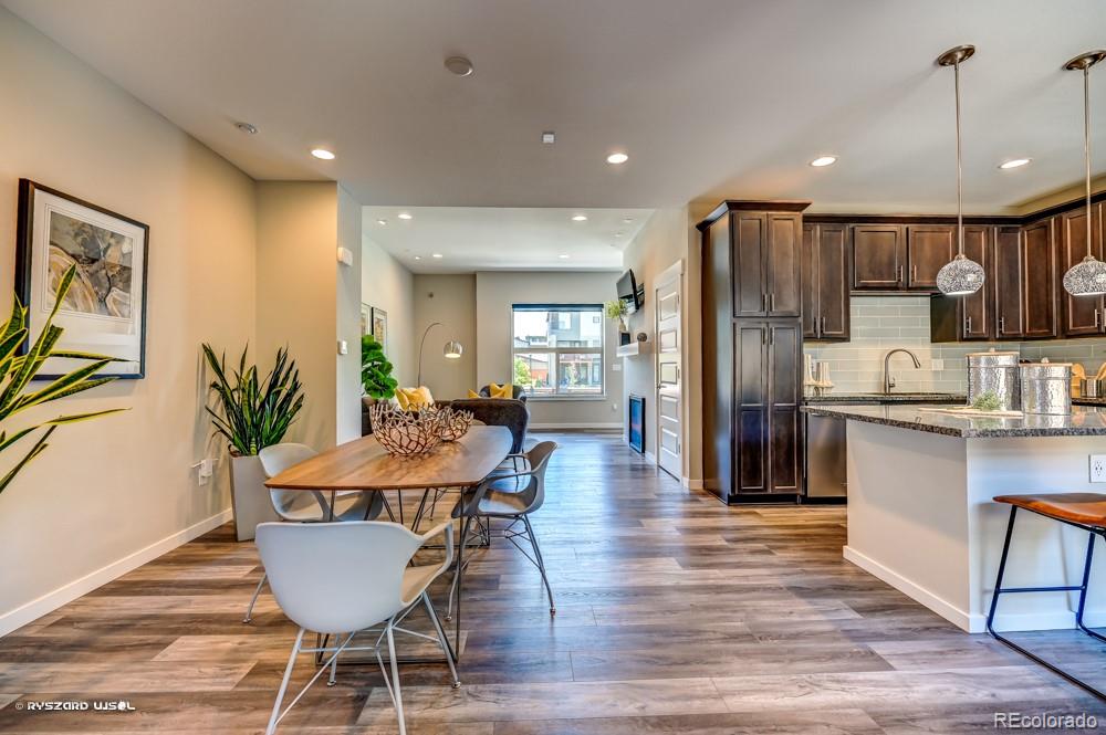 10060 Town Ridge Lane Lone Tree, CO 80124 - Photo 10 of 32