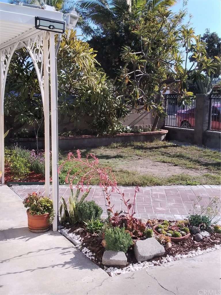 12101 Hermosura Street Norwalk, CA 90650 - Photo 3 of 20 a view of a outdoor space