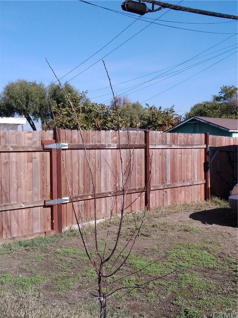 12101 Hermosura Street Norwalk, CA 90650 - Photo 6 of 20 a view of a backyard