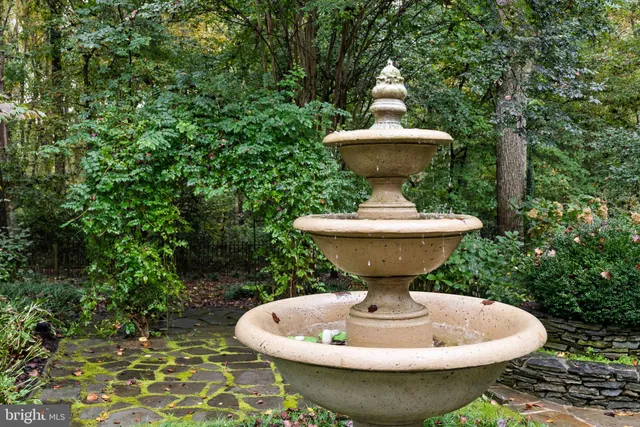 $4,500,000 | 10205 Cedar Pond Drive, Vienna, VA 22182