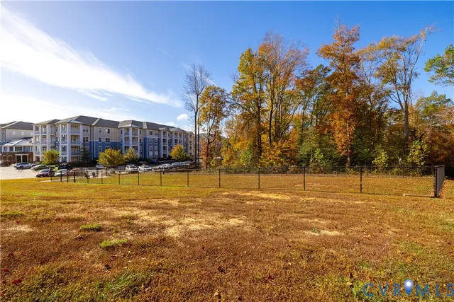 $340,000 | 10525 Stony Blf Drive, Unit 203, Ashland, VA 23005