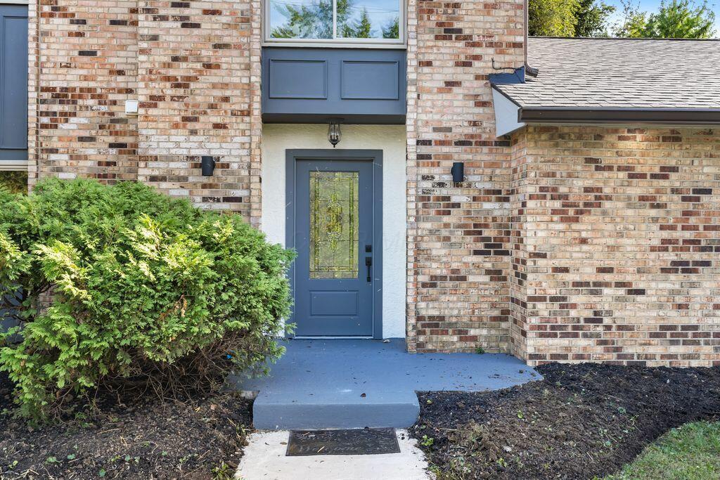 2687 Snouffer Road Columbus, OH 43235 - Photo 4 of 57 5_Snouffer-146