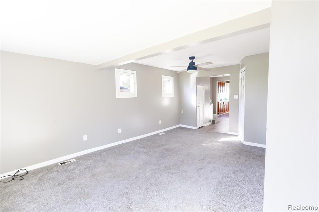 3319 Lakeview Street Monroe, MI 48162 - Photo 4 of 21