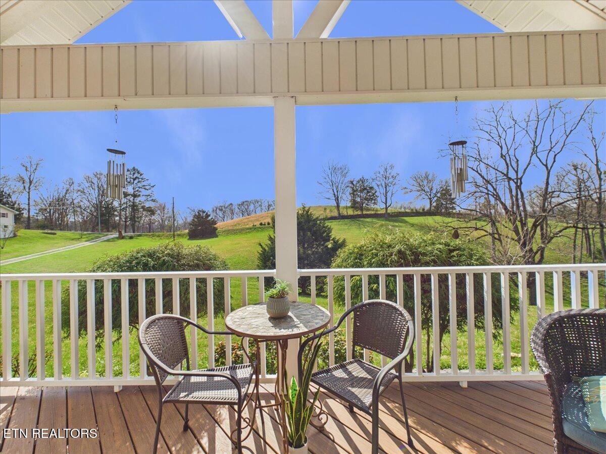 950 South Coolidge Road La Follette, TN 37766 - Photo 3 of 50 IMG_8221