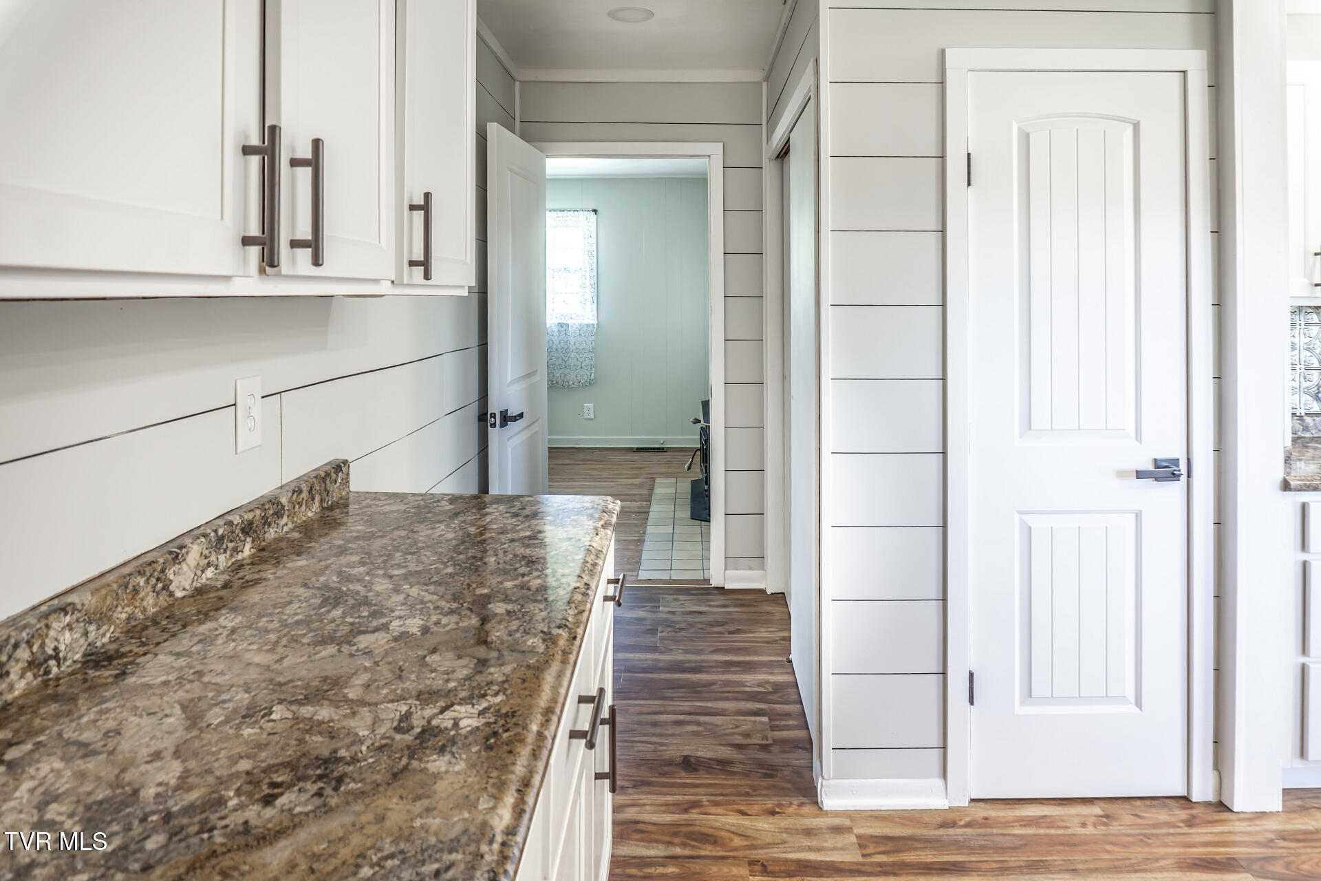 970 Sioux Trail Greeneville, TN 37743 - Photo 34 of 66 970SiouxTrailG_030