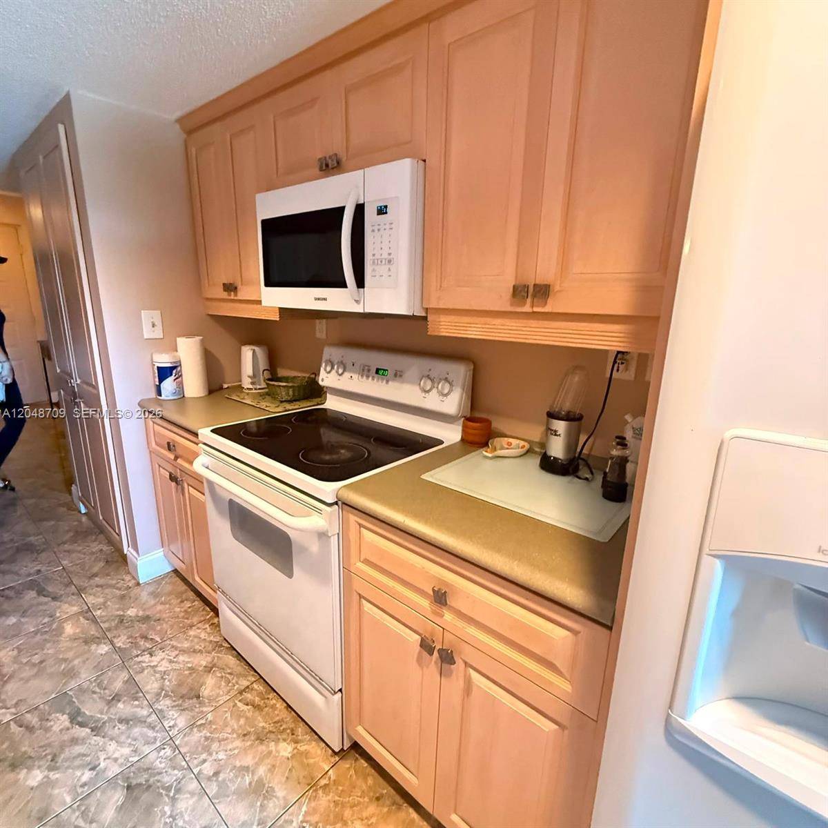 17801 North Bay Road, Unit 206 Sunny Isles Beach, FL 33160 - Photo 3 of 17