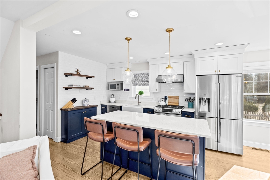 59 Wompatuck Road Hingham, MA 02043 - Photo 3 of 39 Gallery Image 3