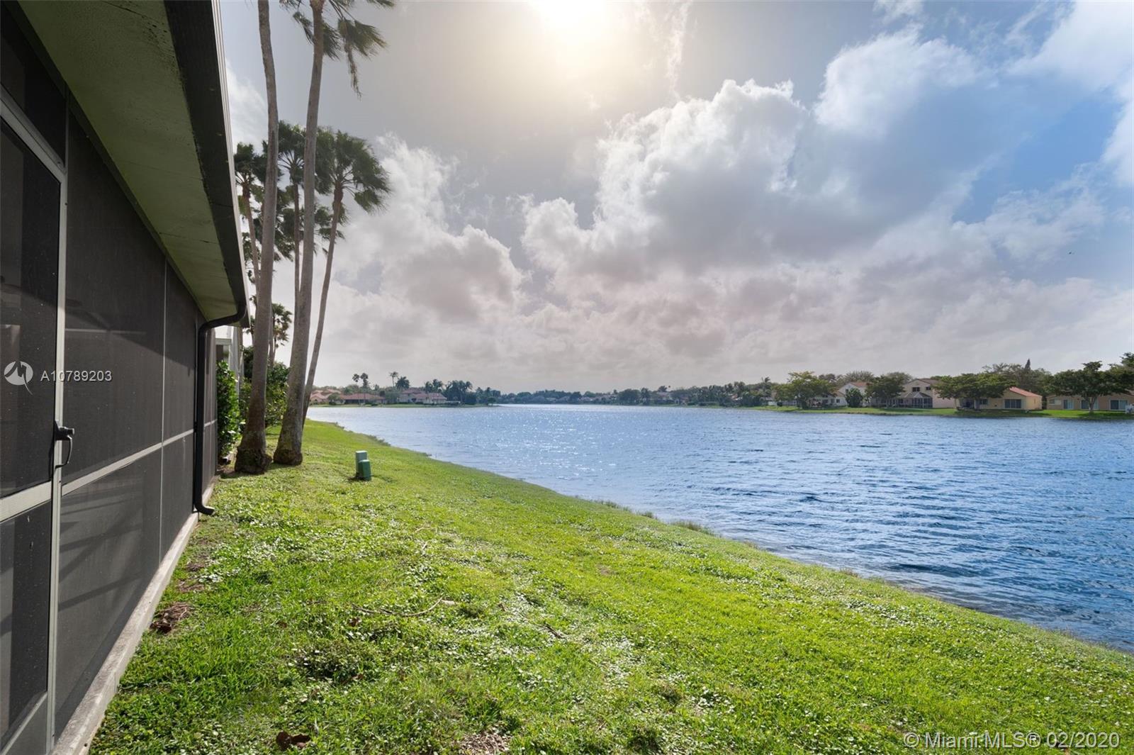 1352 Garden Road Weston, FL 33326 - Photo 13 of 42