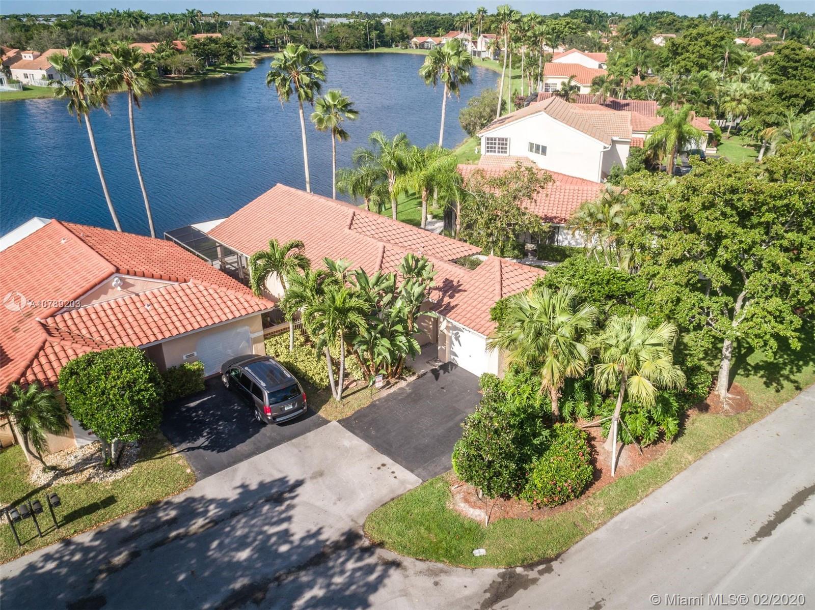 1352 Garden Road Weston, FL 33326 - Photo 4 of 42