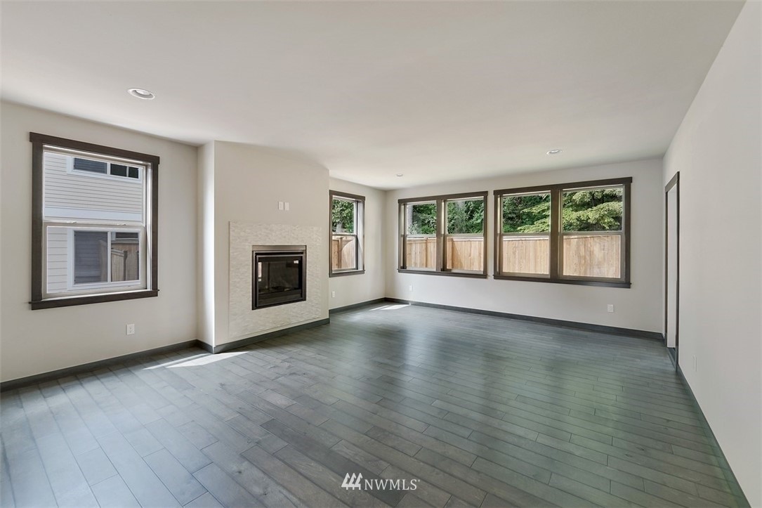 18304 3rd Drive Southeast Bothell, WA 98012 - Photo 6 of 20 Gallery Image 6