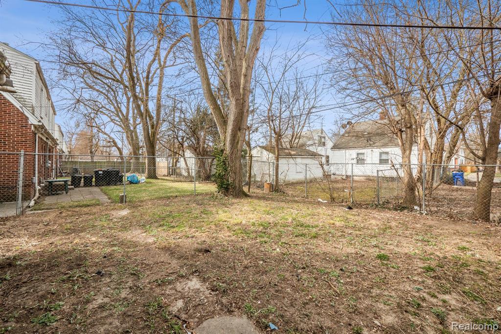 18965 Evergreen Road Detroit, MI 48219 - Photo 9 of 11 Gallery Image 9