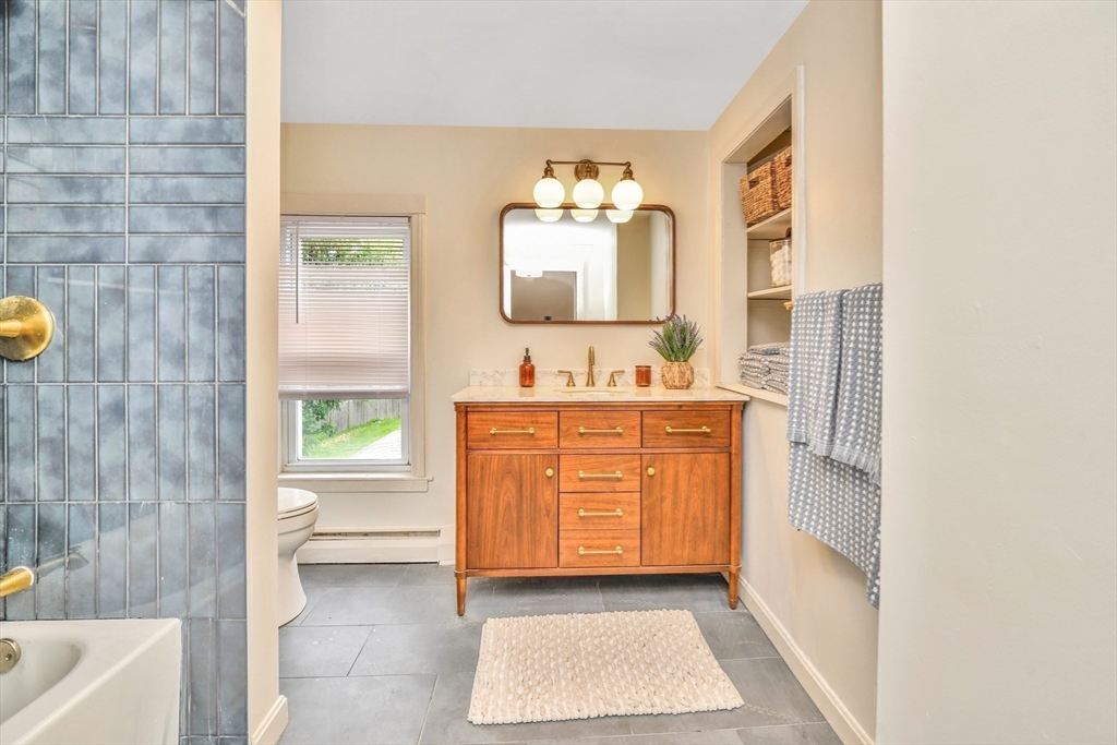 619 North Main Street Mansfield, MA 02048 - Photo 25 of 38
