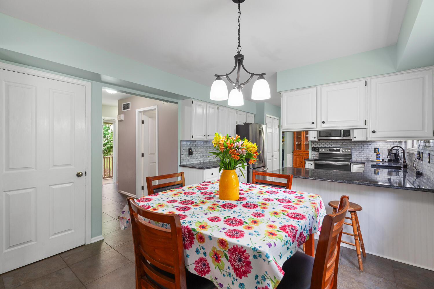 1302 North Freer Road Chelsea, MI 48118 - Photo 23 of 65 132 N Freer Rd - Chelsea - 1035