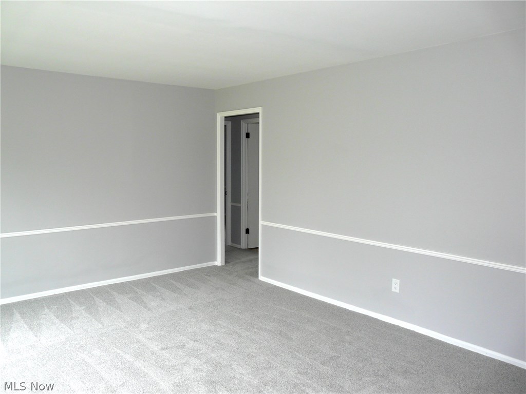 8912 Lynnhaven Road Parma Heights, OH 44130 - Photo 4 of 24
