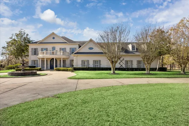 $1,845,000 | 106 Melody Lane, Friendswood, TX 77546